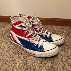Women’s size 9 Converse